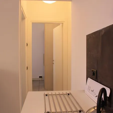Y And G Apartment